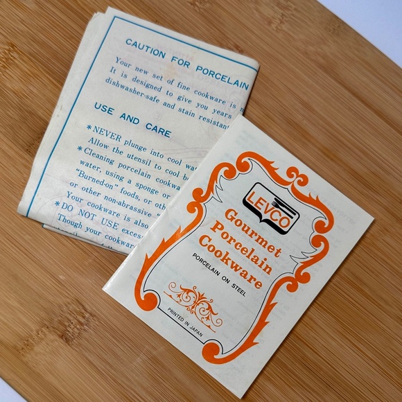 Vintage 1970's LEVCO Gourmet Porcelain Cookware Set NEW - Picture 15 of 15